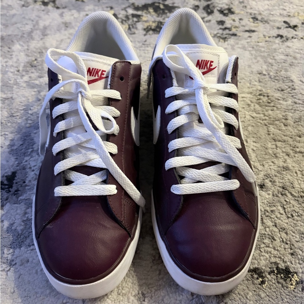Nike Men's Deep Burgundy Sneakers